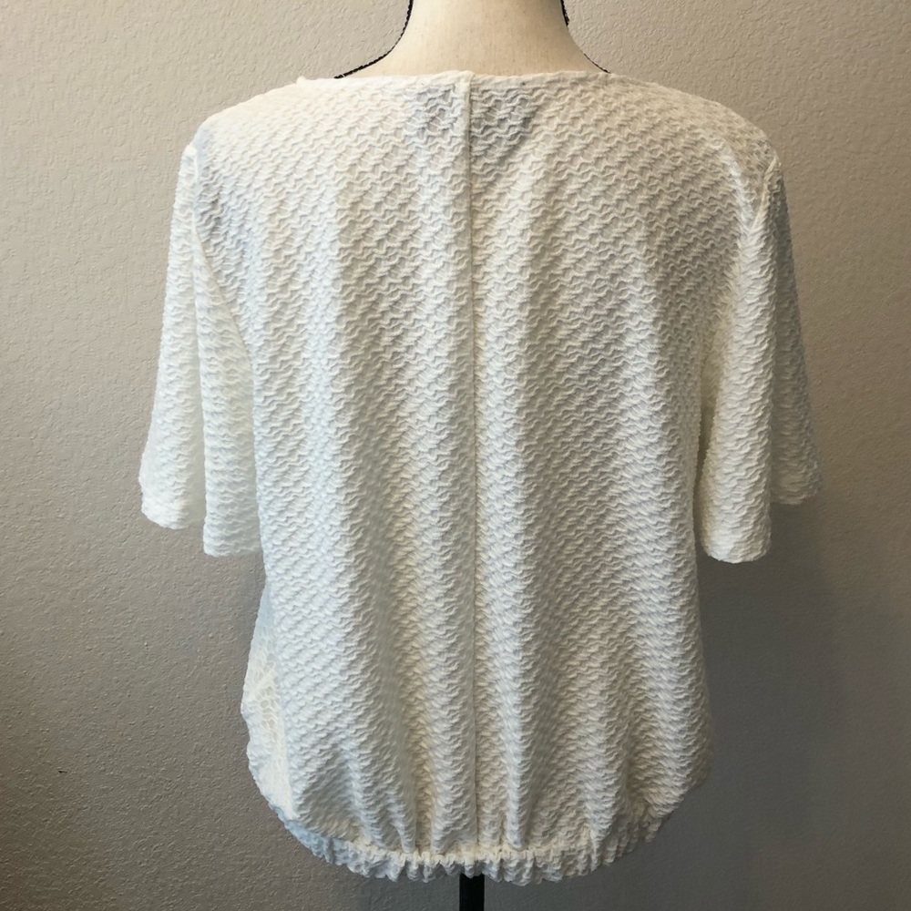 Anthro | Sunday in Brooklyn Sidonie V-Neck Top - Picture 4 of 9